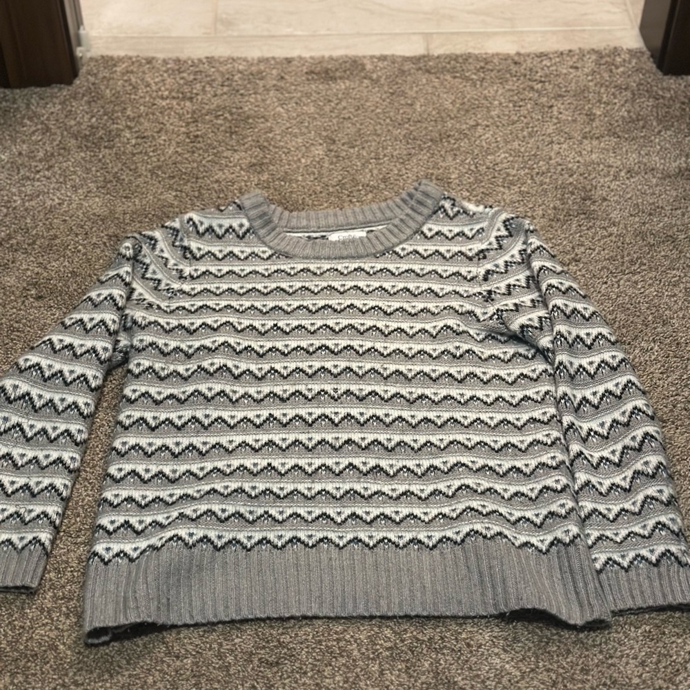 Croft & Barrow Women’s Fair Isle Sweater - Size Medium
